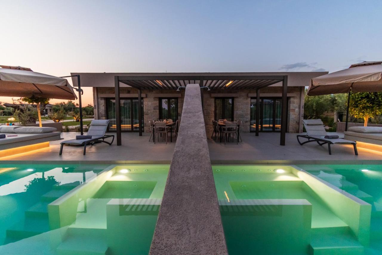 Nestor Luxury Villas With Private Pools Romanos  Eksteriør bilde